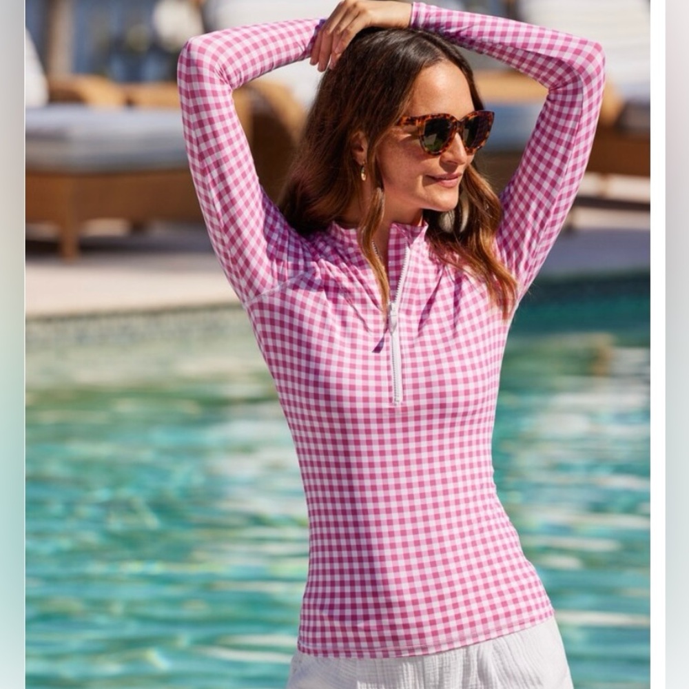 J McLaughlin Mckenzie Rash Guard Swim Top Long Sleeve Pink & White Gingham L